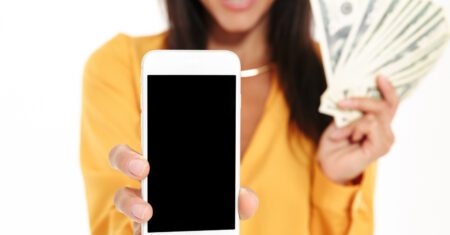 Empréstimo com garantia de celular: entenda essa nova opção